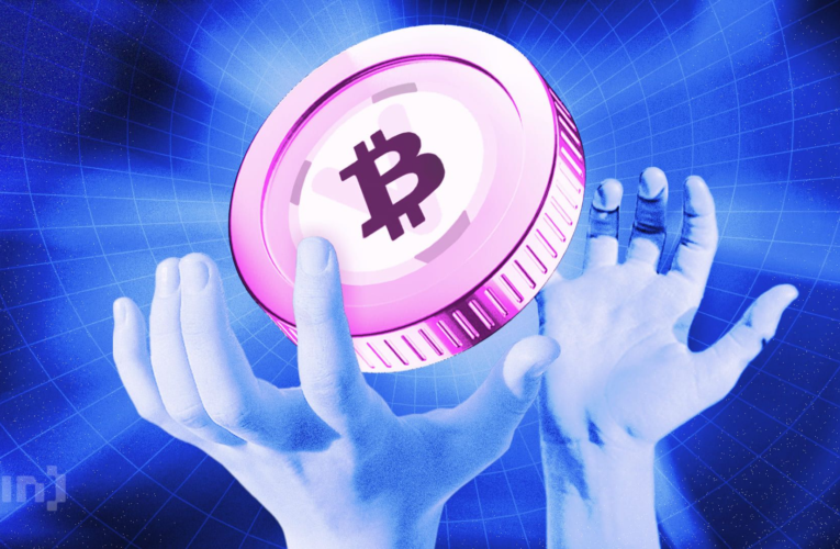 Senator Lummis Champions a Strategic Bitcoin Reserve to Tackle the $36 Trillion National Debt
